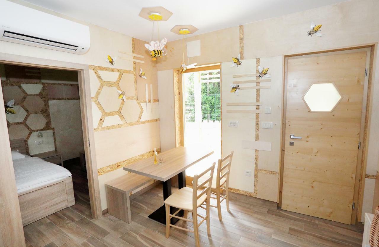 Honey Paradise Glamping Resort Dobova Εξωτερικό φωτογραφία