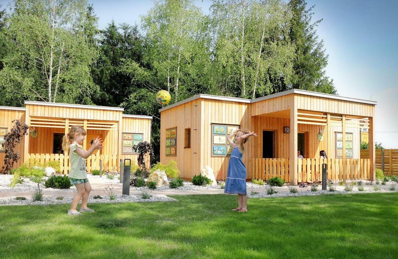 Honey Paradise Glamping Resort Dobova Εξωτερικό φωτογραφία